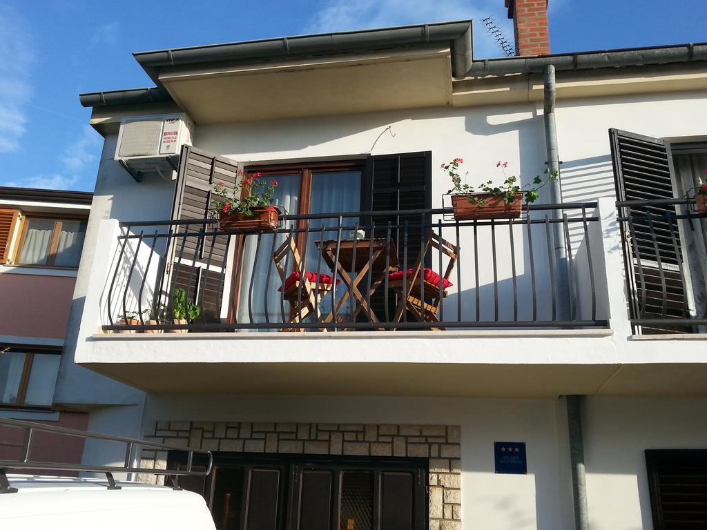 Apartment Bozac 罗维尼 客房 照片